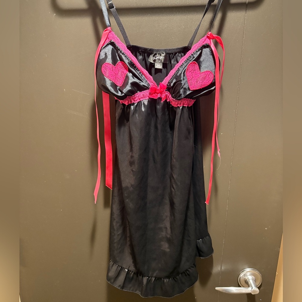 Black and Hot Pink Babydoll Y2K LA SENZA Lace Nightgown